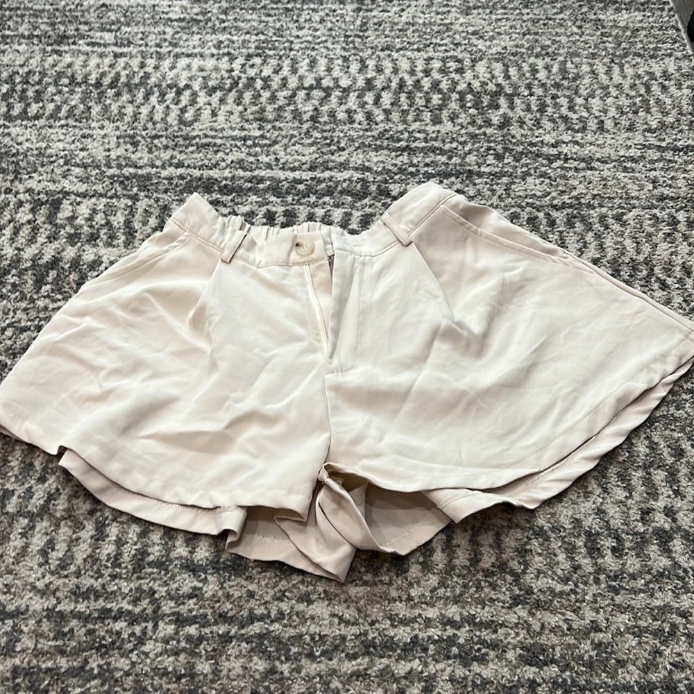 Shorts size small